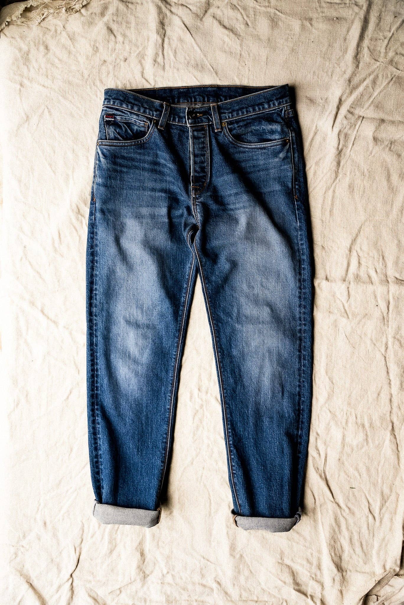 WIESMADE Jack Fit Jeans | River Wash Loose Straight Cut: River Wash