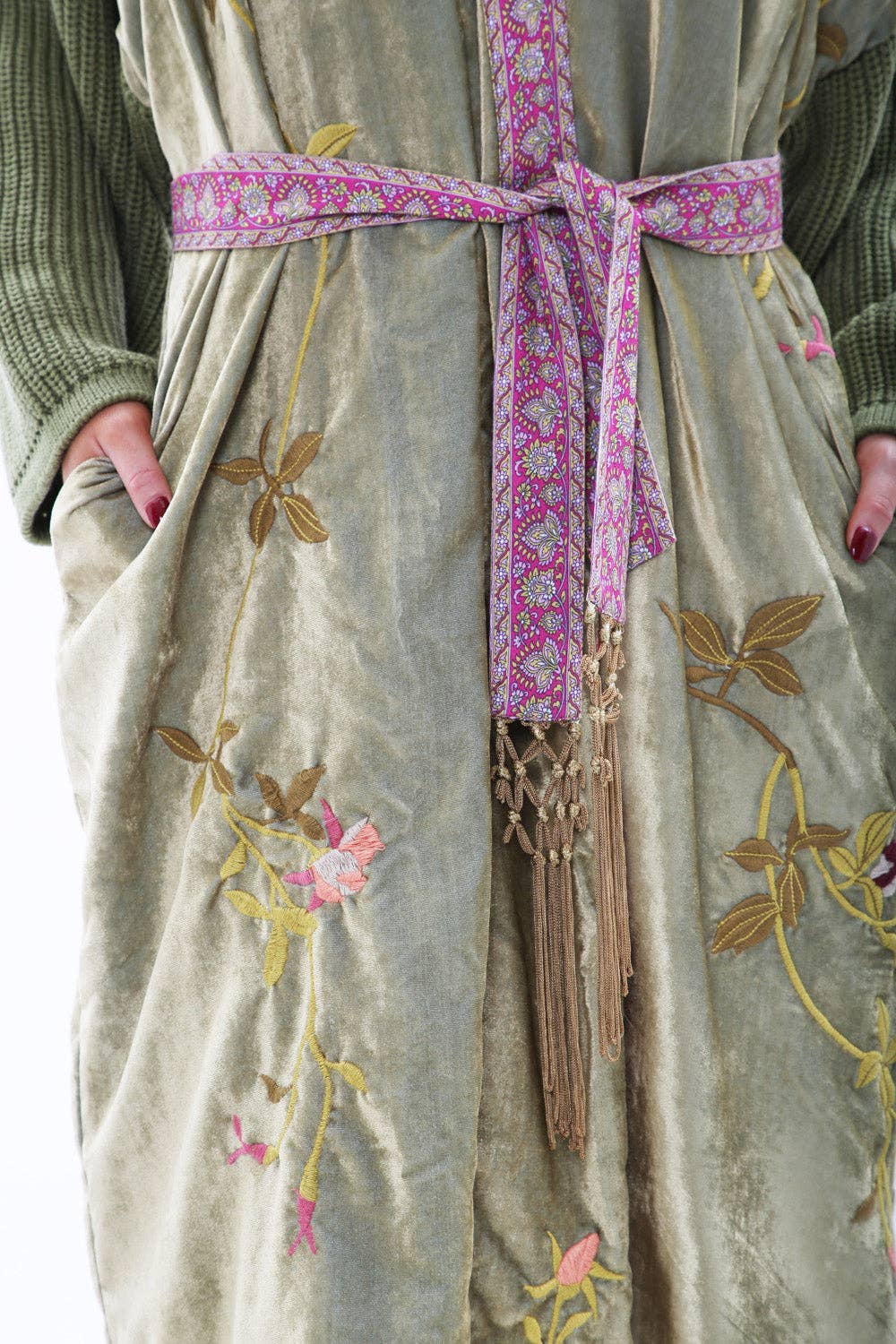 Aratta Something Magical Velvet Coat: Olive