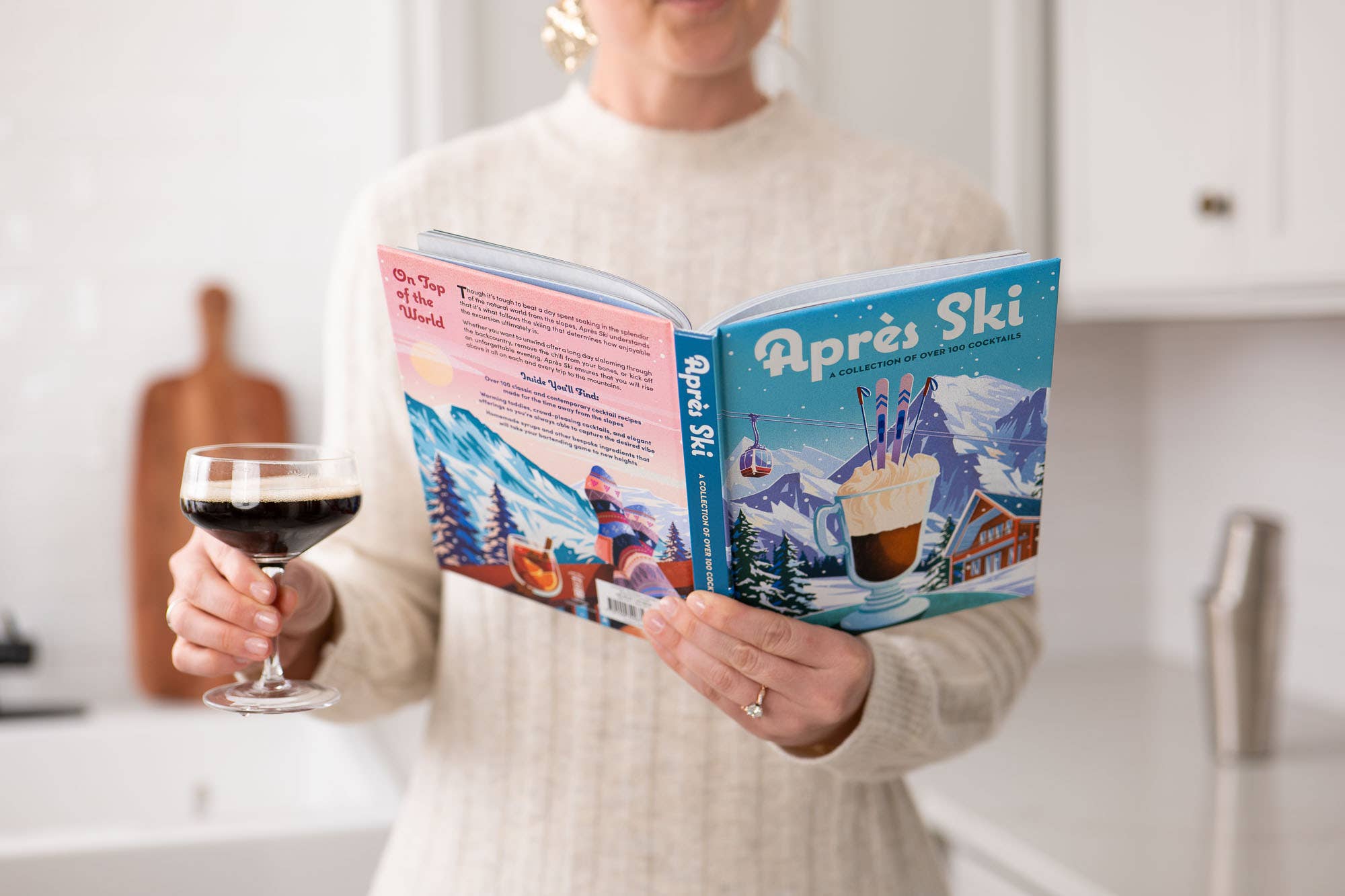 HarperCollins Après Ski: 100 Cozy Drinks to Warm Up Your Winter