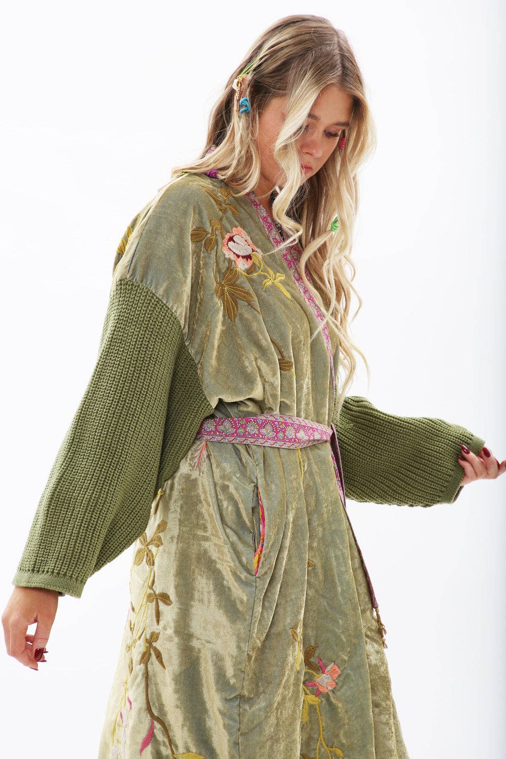 Aratta Something Magical Velvet Coat: Olive
