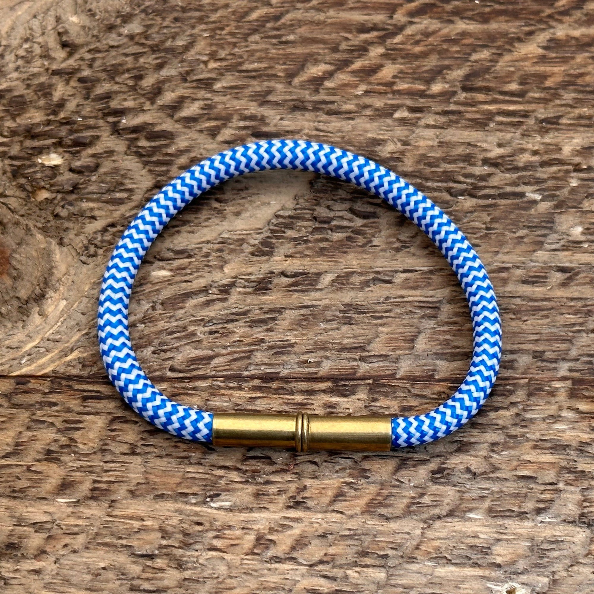 Tres Cuervos Flint Summer Single Bracelet: Blue / Large