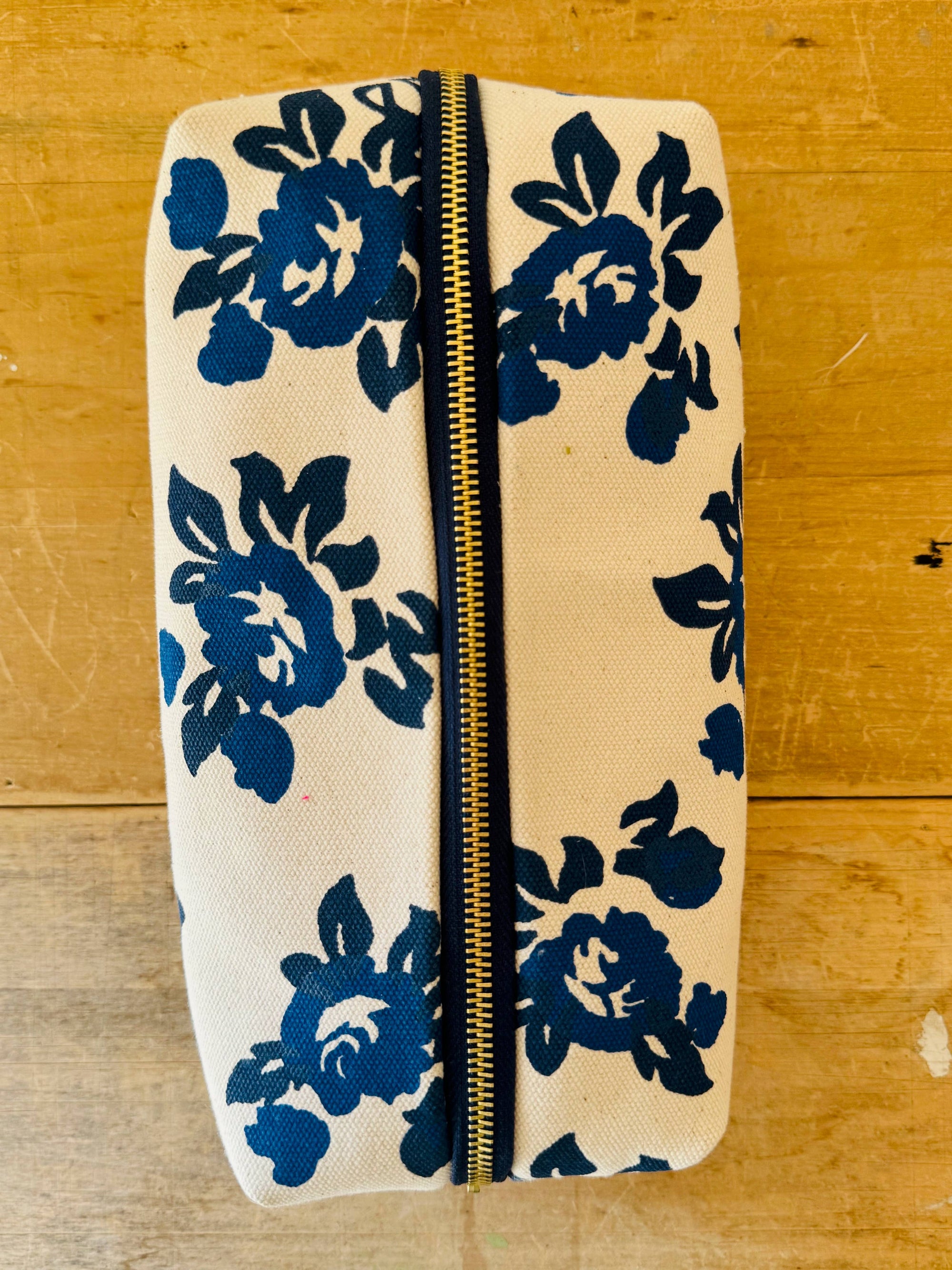 Erin Flett Dopp Kit – Helen Rose: Blue