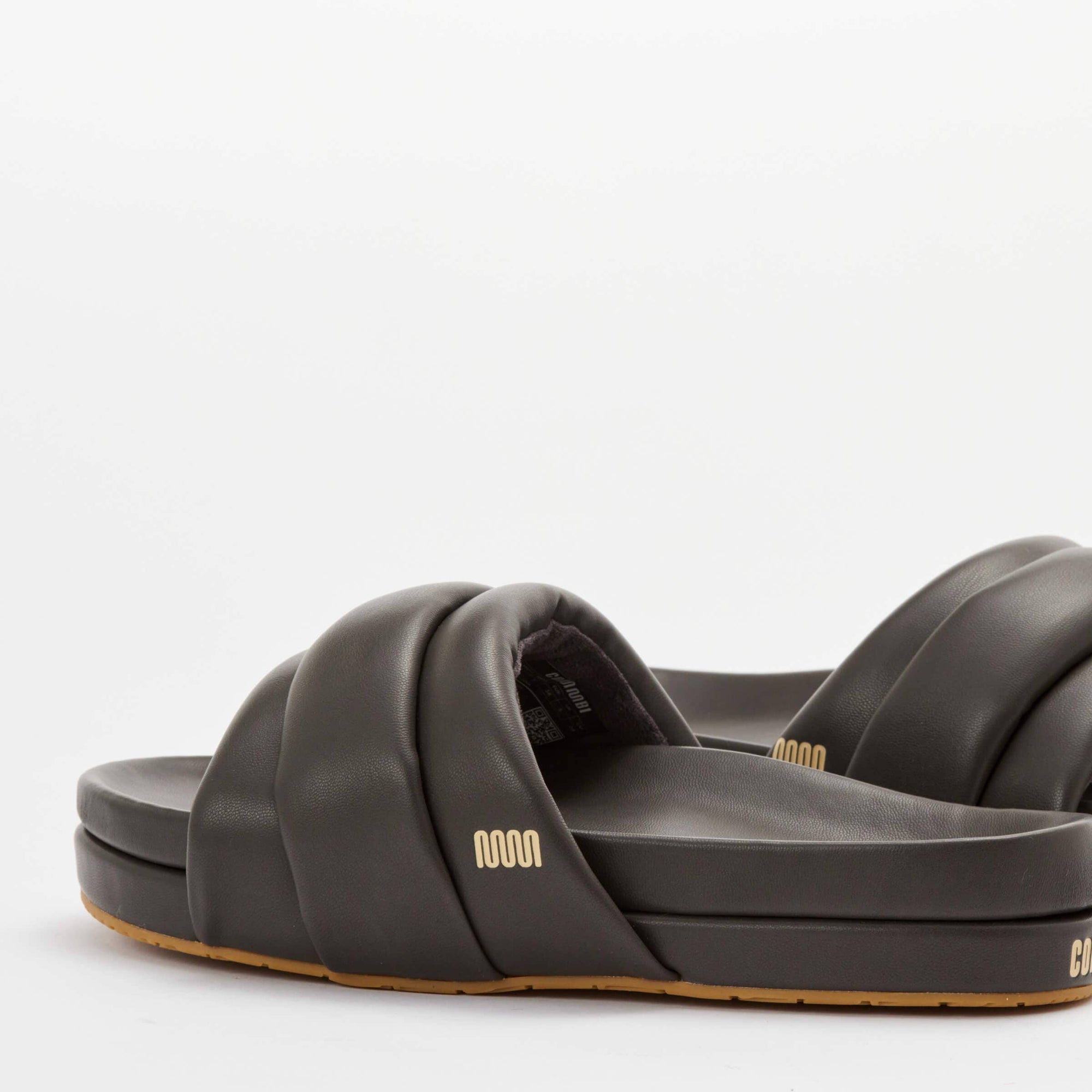 Commbi The Softie Slide - Faded Black: Women's / Wmn's 6