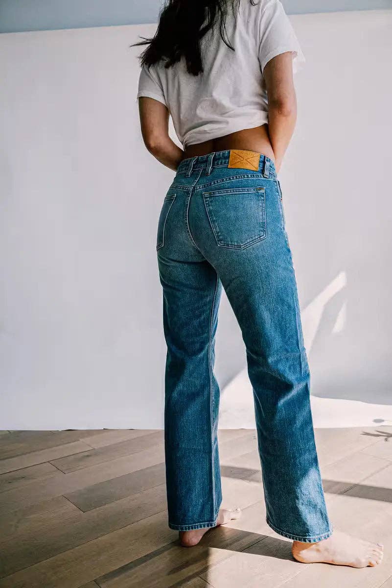 WIESMADE Jackie Fit Jean | Salt Wash Mid Rise Wide Leg: Salt Wash