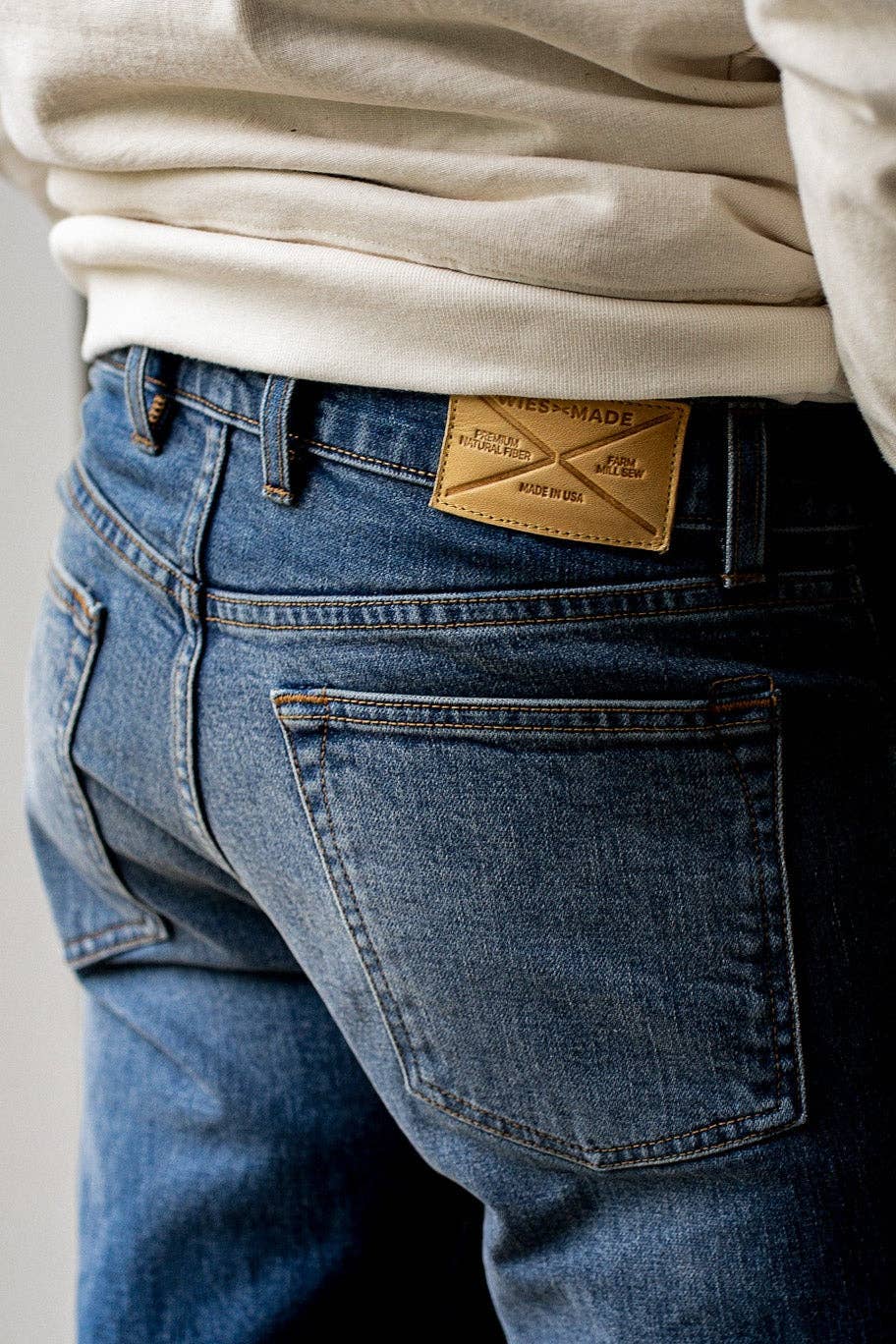 WIESMADE Jack Fit Jeans | River Wash Loose Straight Cut: River Wash