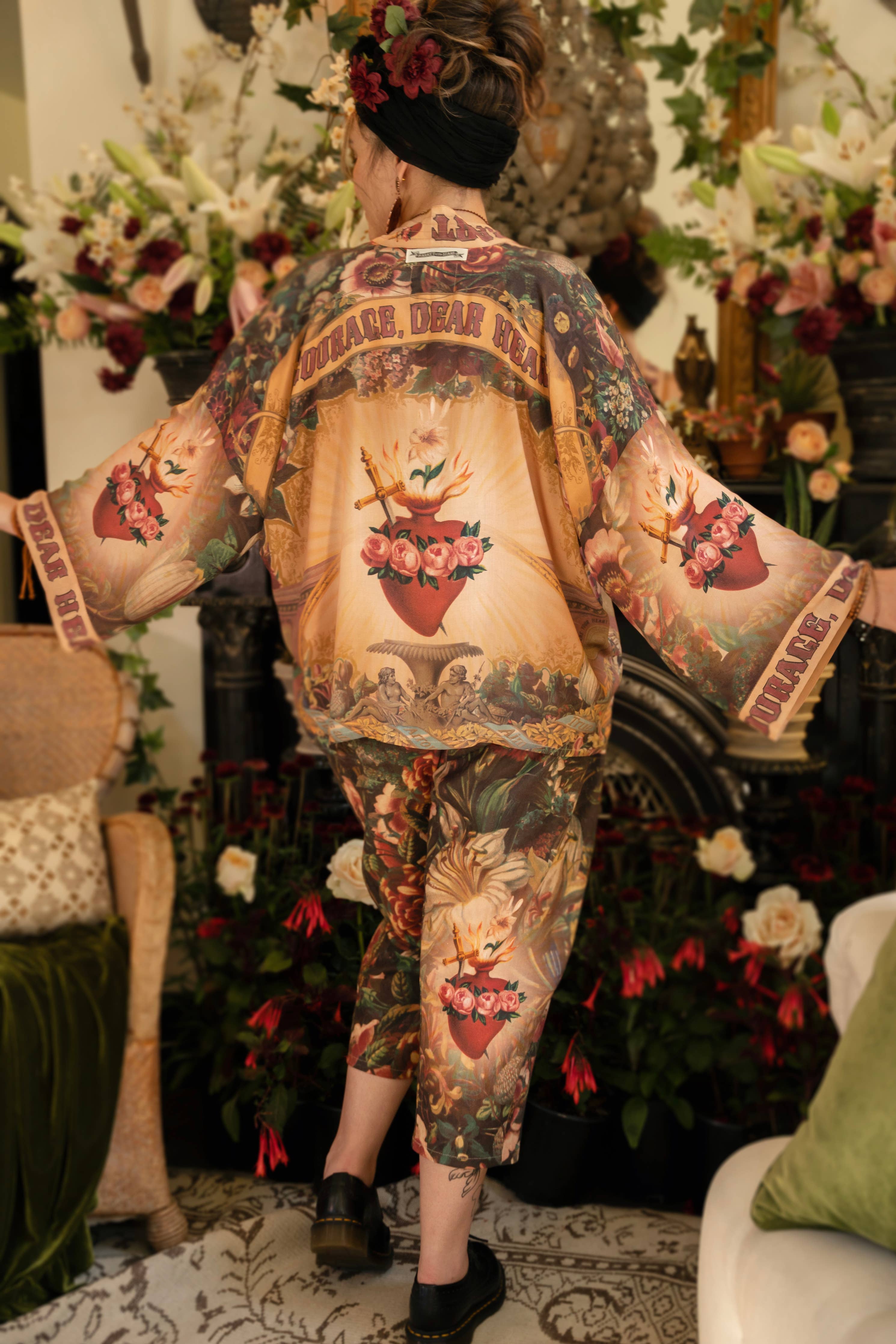 Market of Stars Courage Dear Heart Pixie Duster Crop Kimono – ARTISO